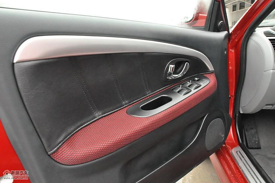 东南V3菱悦CVT版试车实拍图