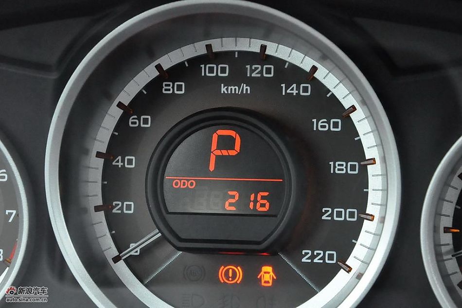 东南V3菱悦CVT版试车实拍图