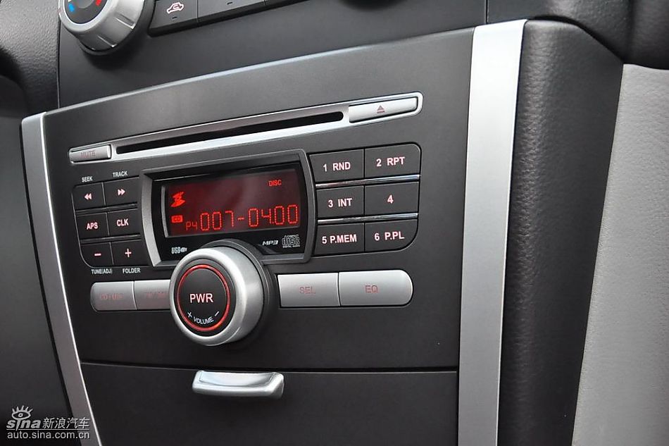 V3菱悦风采版内饰图