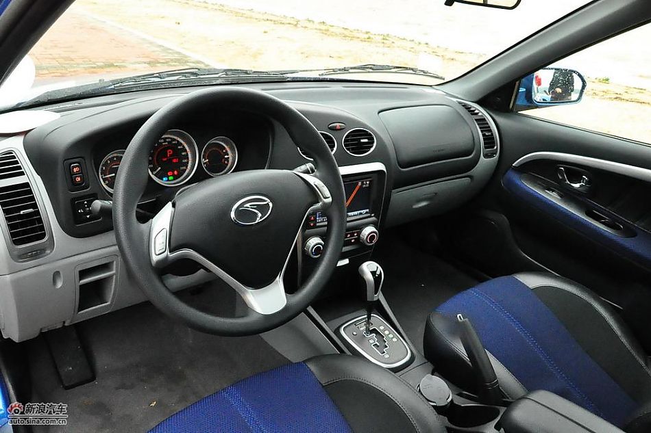 东南V3菱悦CVT版试车实拍图