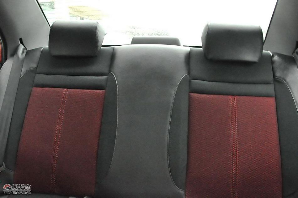 东南V3菱悦CVT版试车实拍图