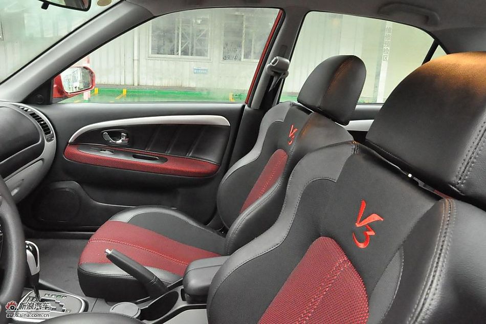 东南V3菱悦CVT版试车实拍图