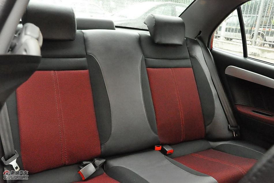 东南V3菱悦CVT版试车实拍图