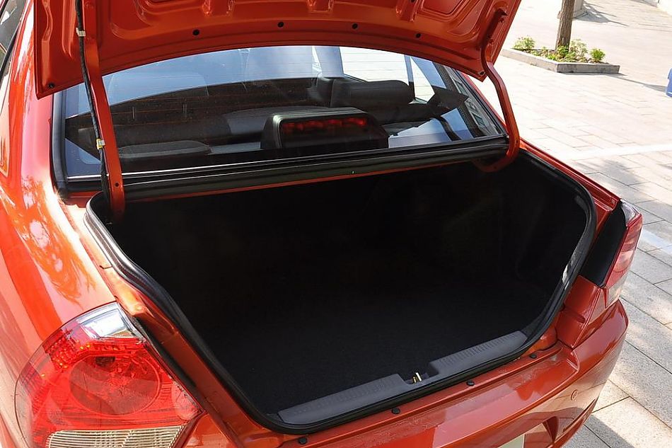 V3菱悦风采版试车实拍图