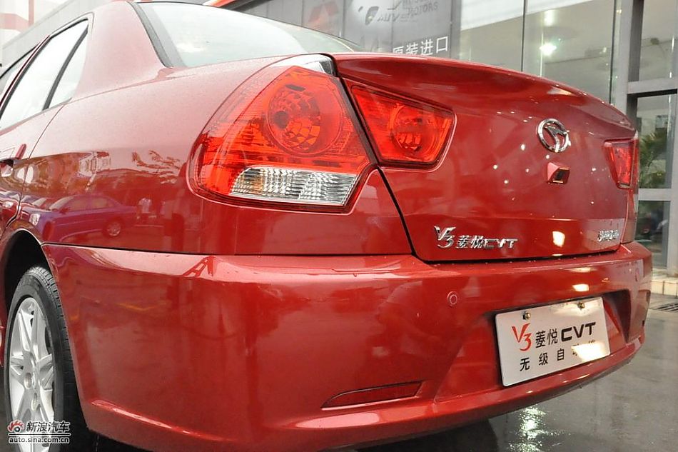 东南V3菱悦CVT版实拍图 
