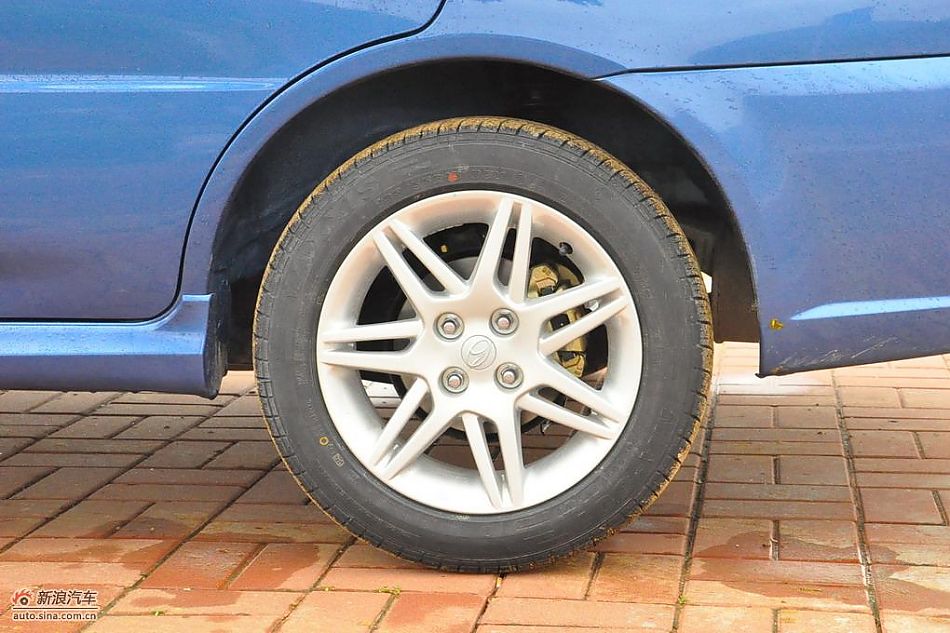 东南V3菱悦CVT版实拍图 