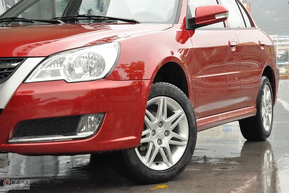 东南V3菱悦CVT版实拍图 