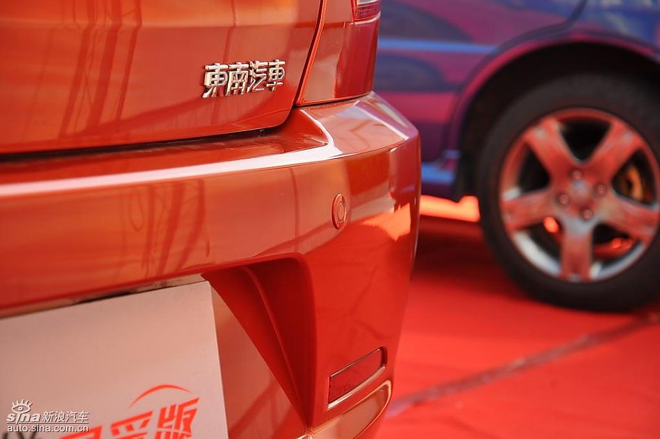 V3菱悦风采版试车实拍图