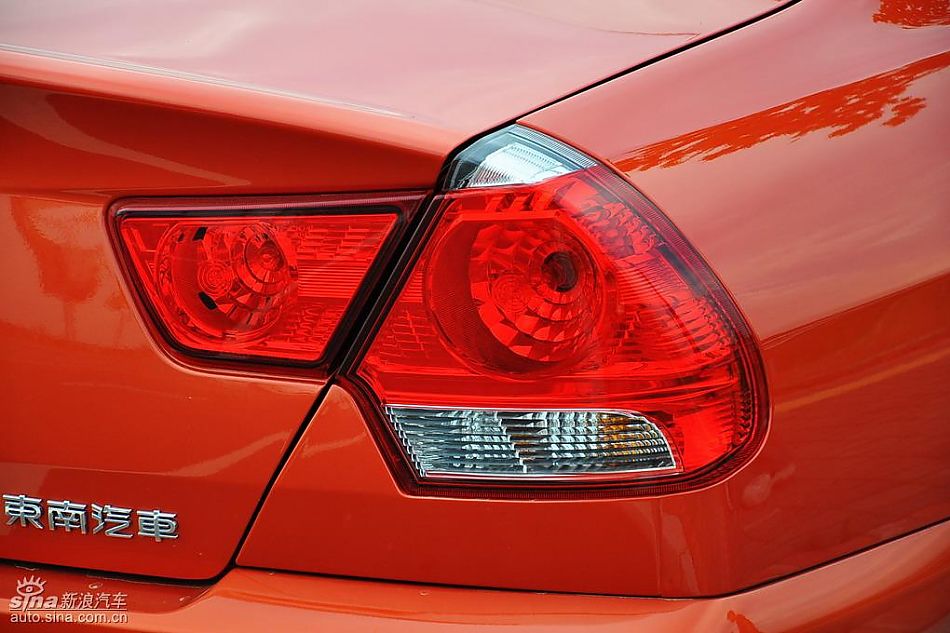 V3菱悦风采版试车实拍图