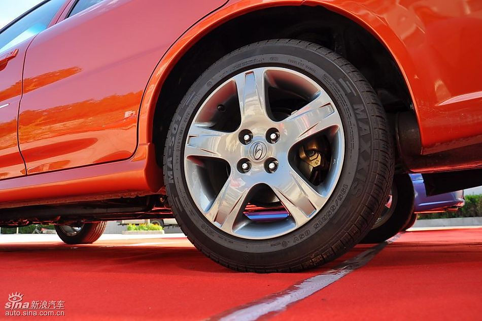 V3菱悦风采版试车实拍图