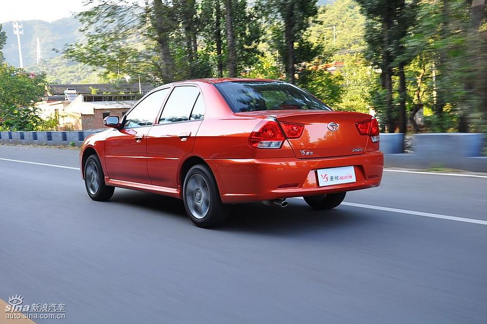 V3菱悦风采版试车图