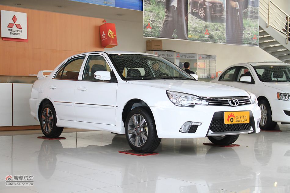 2012款V3菱悦到店实拍