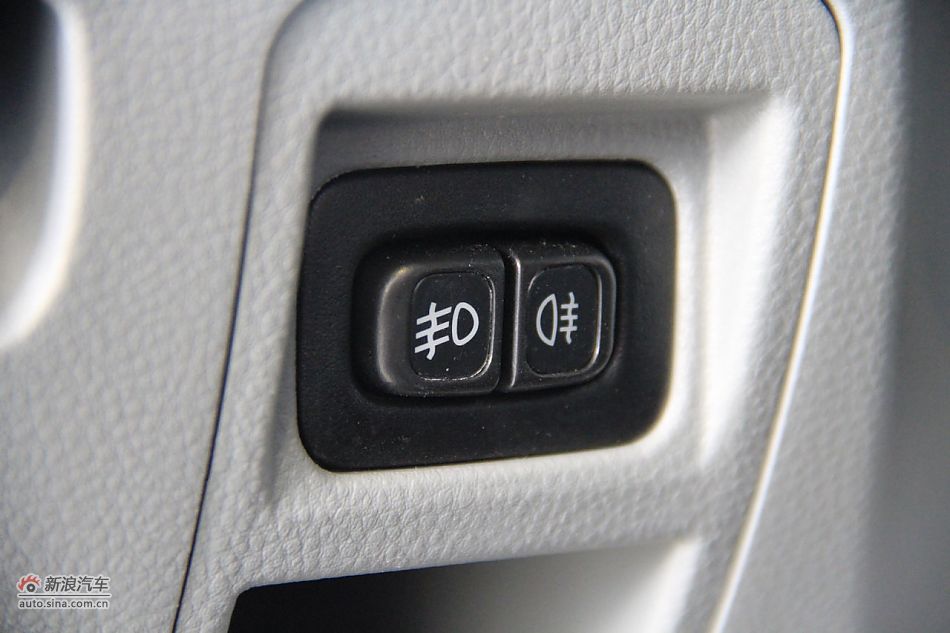 2012款V3菱悦到店实拍