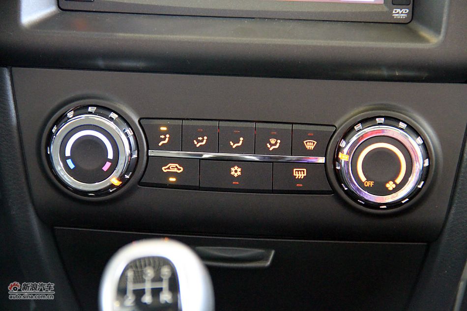 2012款V3菱悦到店实拍