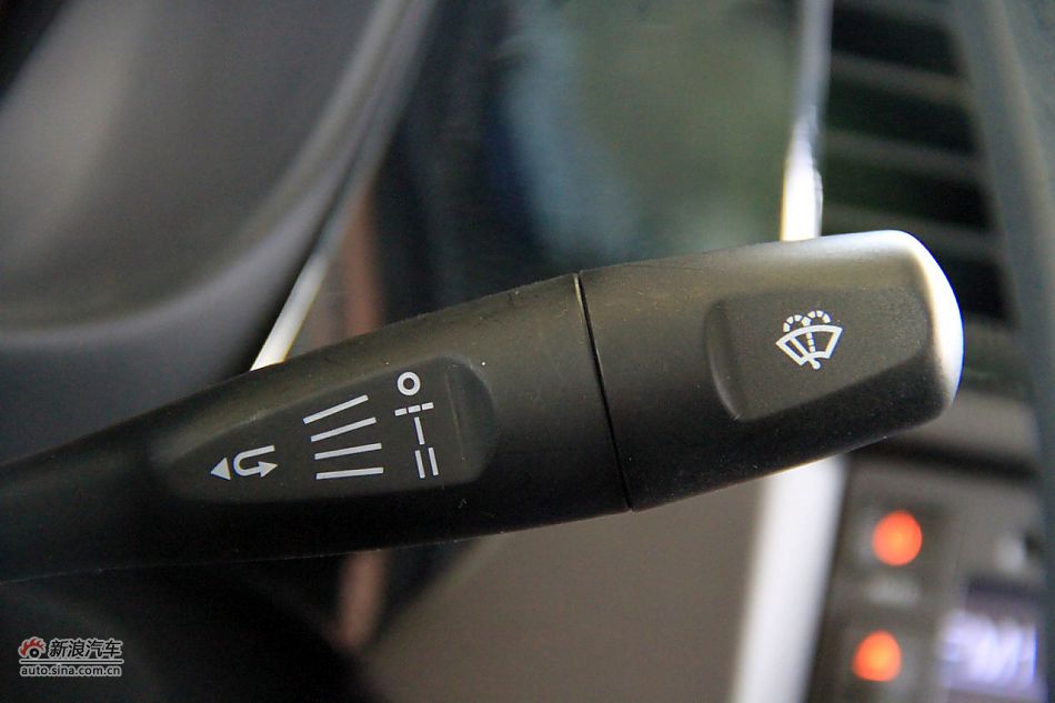 2012款V3菱悦到店实拍