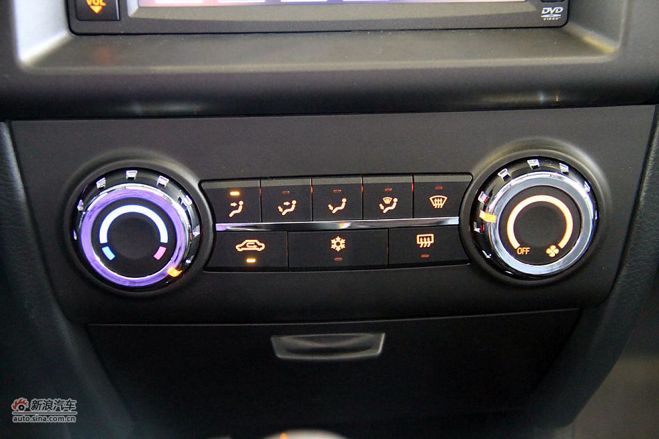 2012款V3菱悦到店实拍