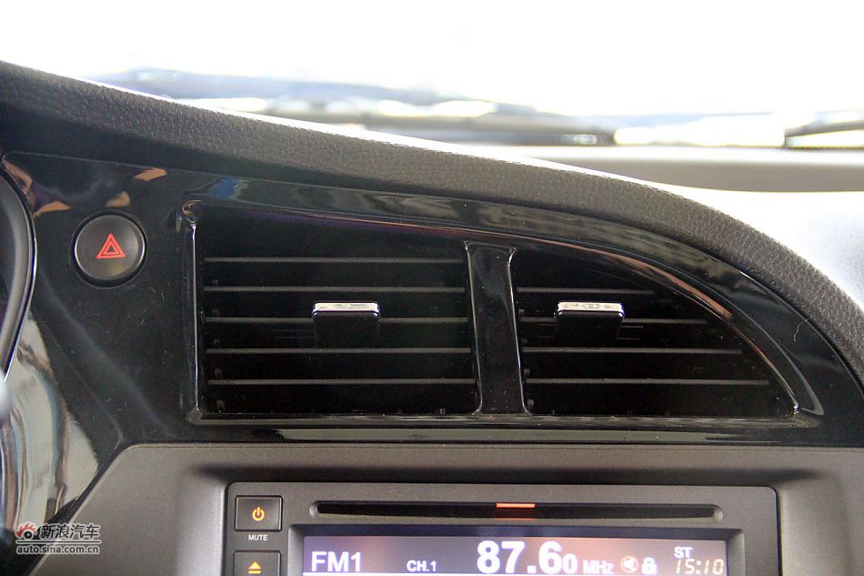 2012款V3菱悦到店实拍