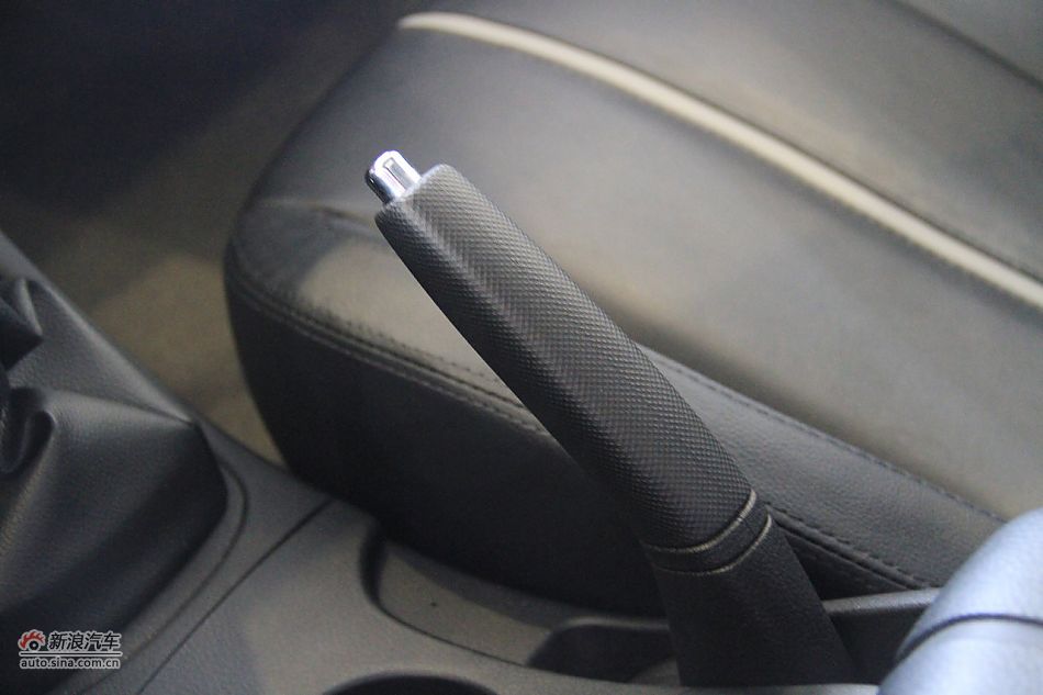 2012款V3菱悦到店实拍