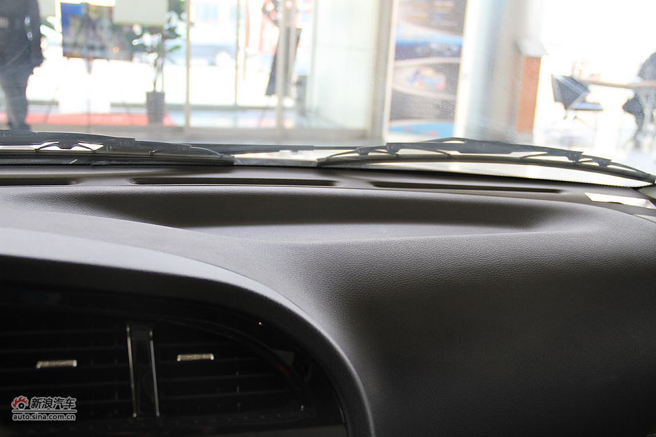 2012款V3菱悦到店实拍