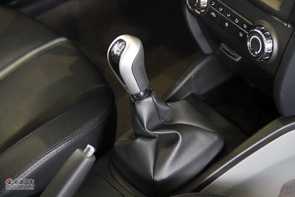 2012款V3菱悦到店实拍