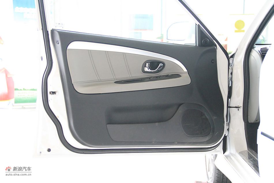 2012款V3菱悦到店实拍