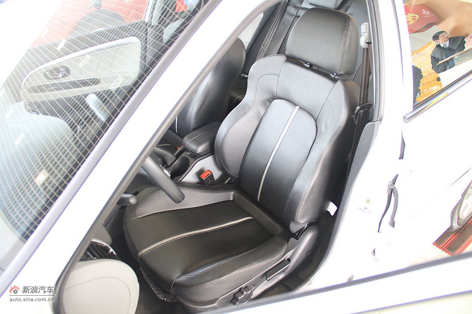 2012款V3菱悦到店实拍