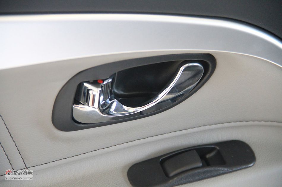 2012款V3菱悦到店实拍