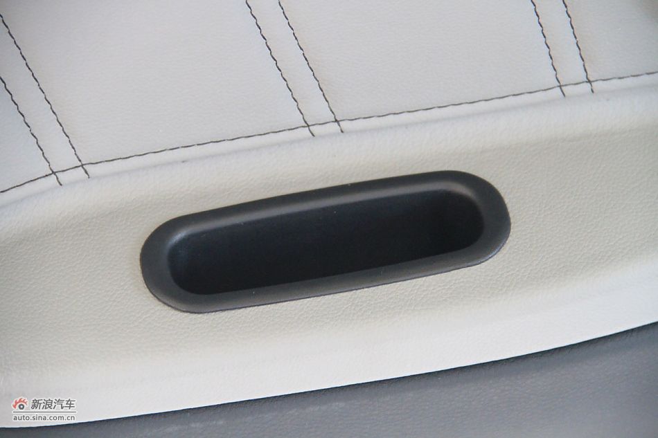 2012款V3菱悦到店实拍