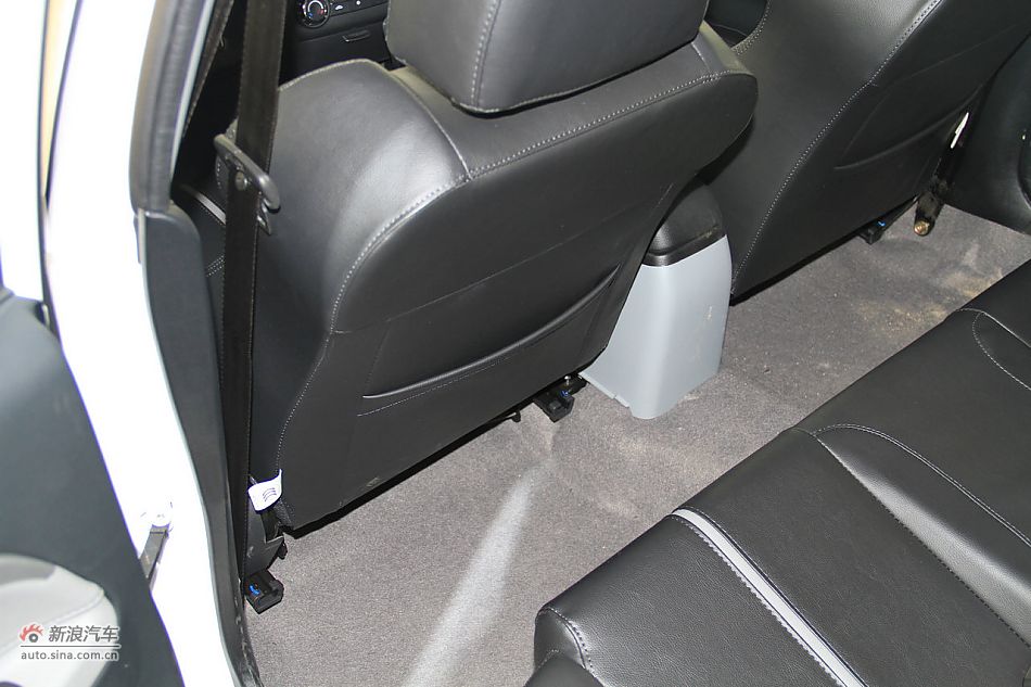 2012款V3菱悦到店实拍