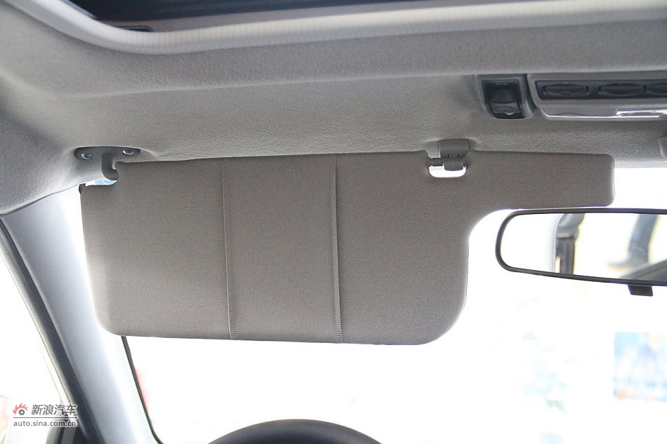 2012款V3菱悦到店实拍