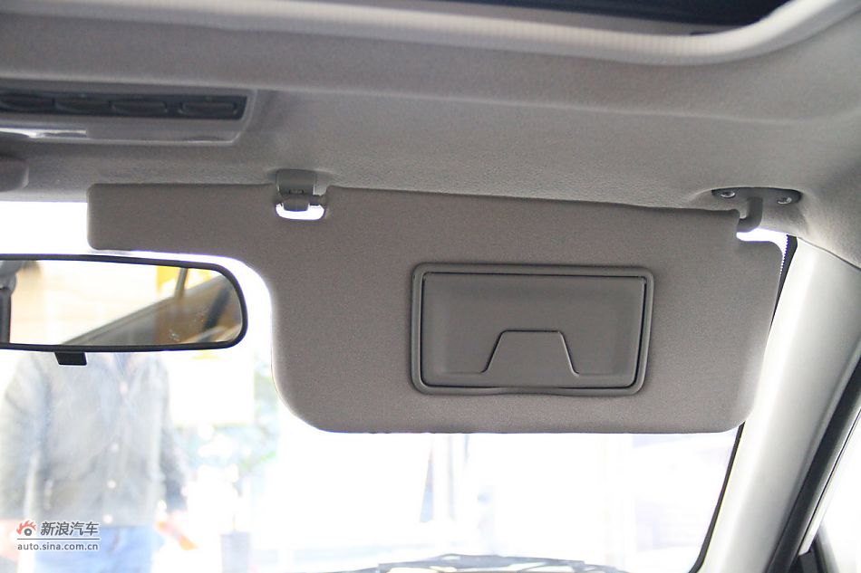 2012款V3菱悦到店实拍