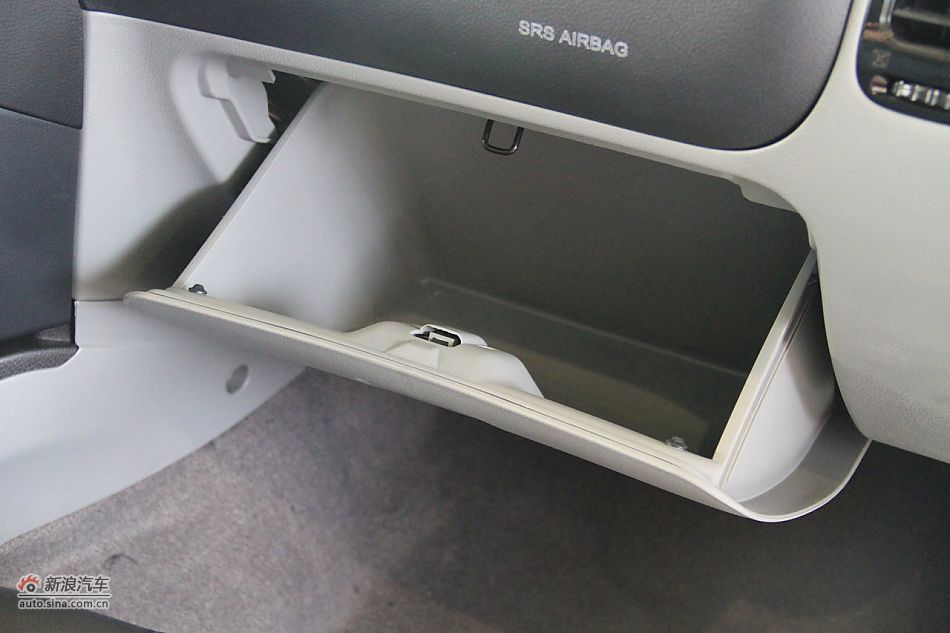 2012款V3菱悦到店实拍