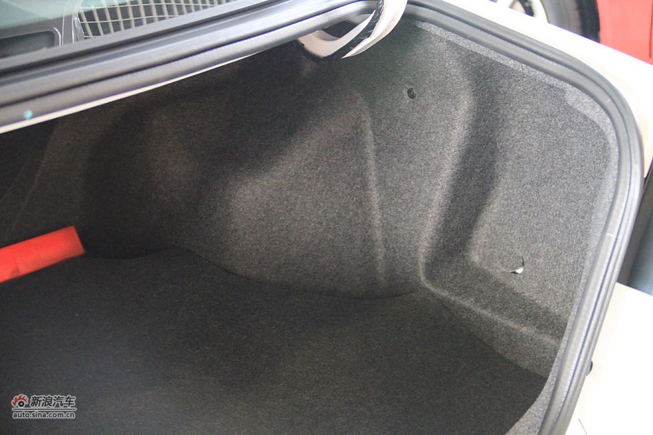 2012款V3菱悦到店实拍