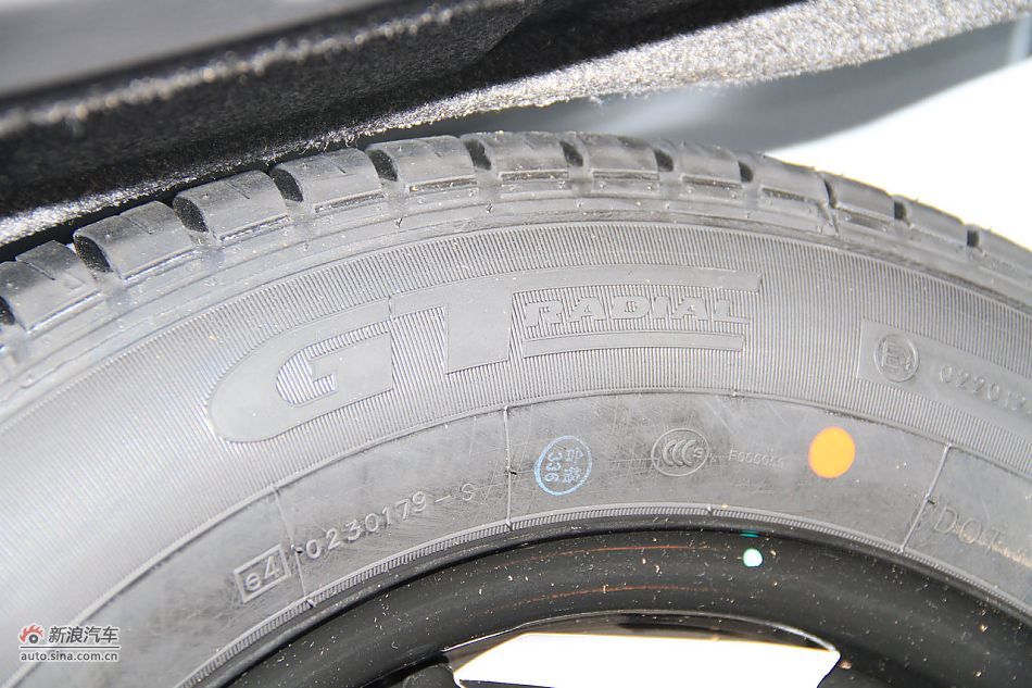 2012款V3菱悦到店实拍