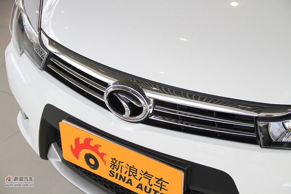 2012款V3菱悦到店实拍