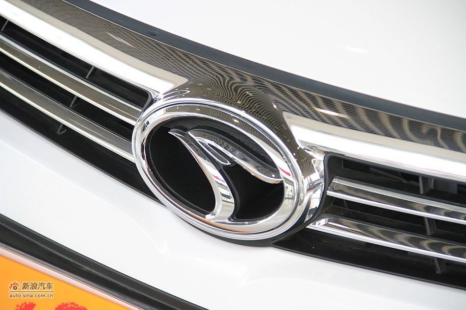 2012款V3菱悦到店实拍