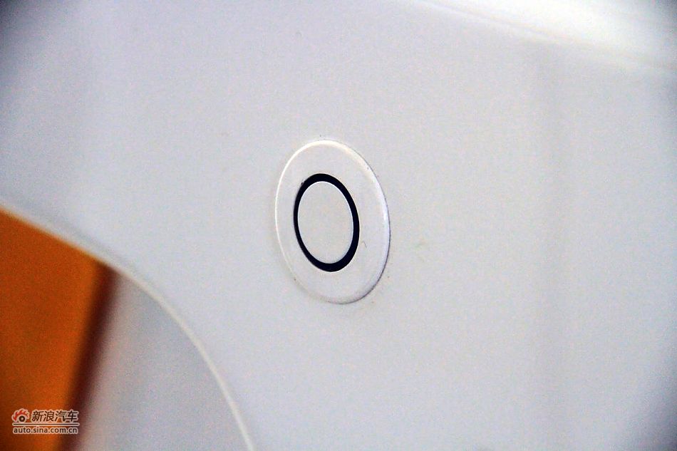 2012款V3菱悦到店实拍