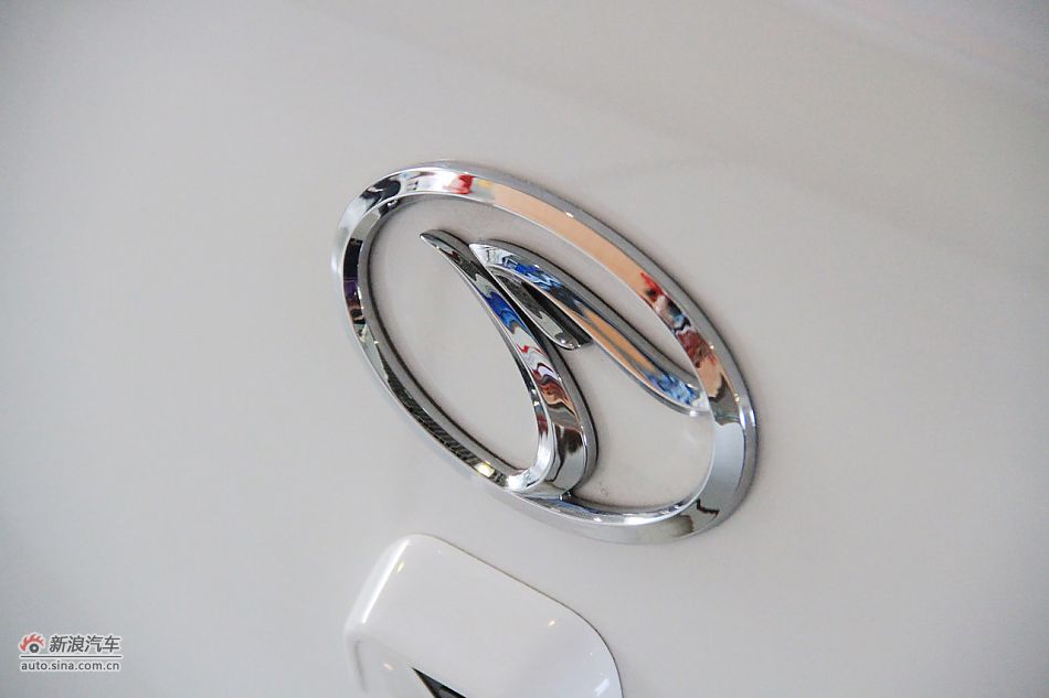 2012款V3菱悦到店实拍