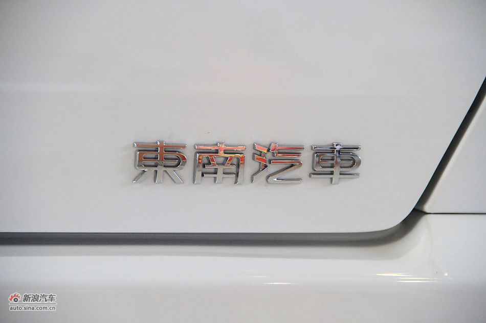 2012款V3菱悦到店实拍