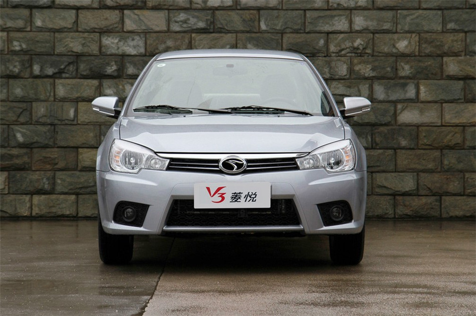 2012款 1.5L MT 舒适版 外观