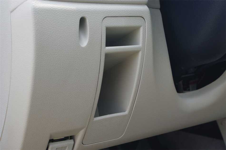 2012款 1.5L MT 舒适版 内饰