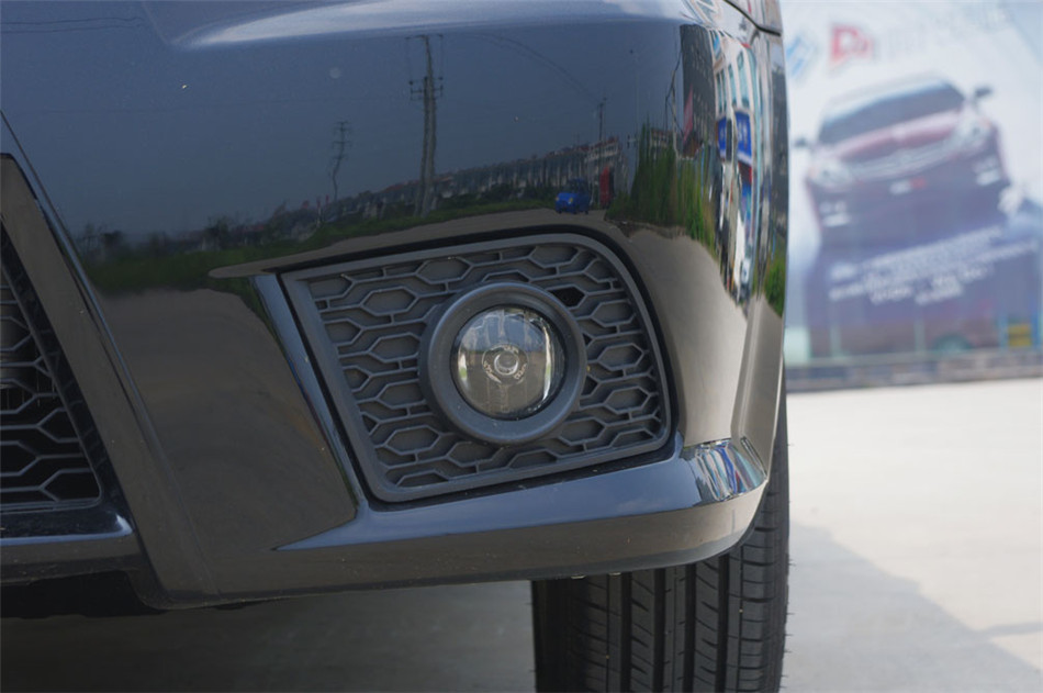 2012款 1.5L MT 舒适版 其他