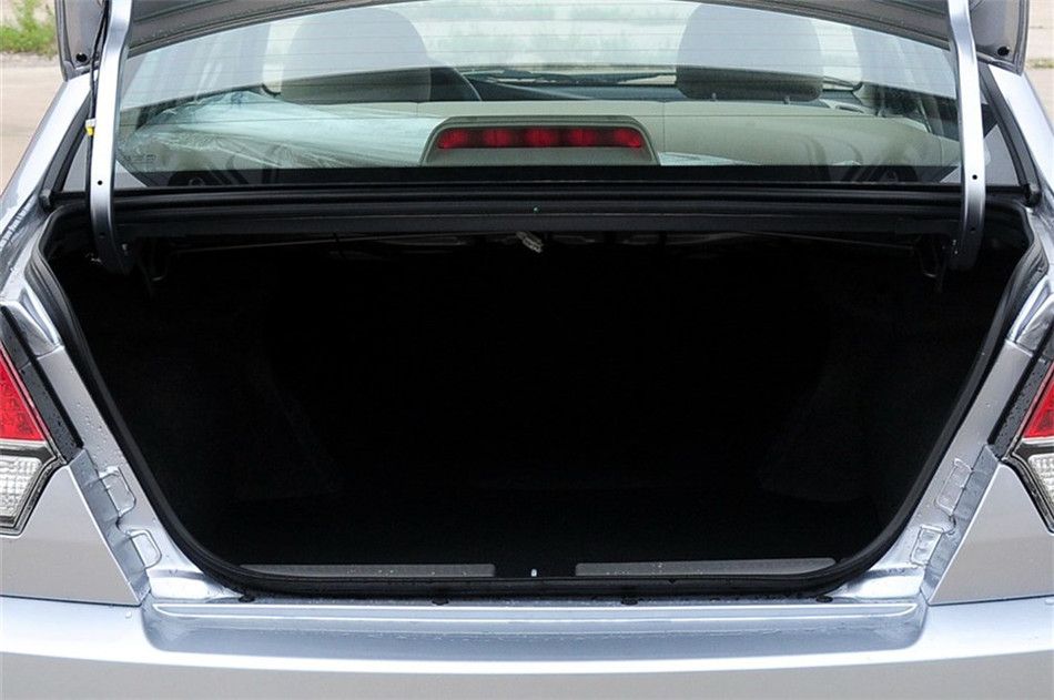 2014款V3菱悦1.5L手动亲民版