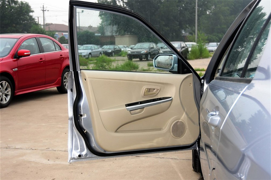 2014款V3菱悦1.5L手动亲民版