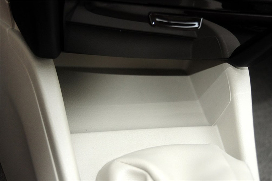 2014款V3菱悦1.5L手动亲民版