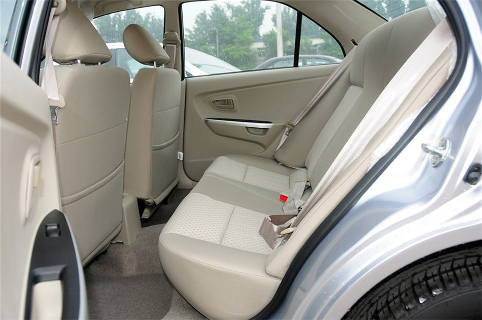 2014款V3菱悦1.5L手动亲民版