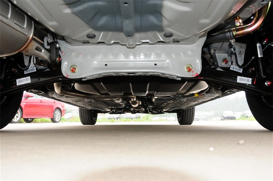 2014款V3菱悦1.5L手动亲民版