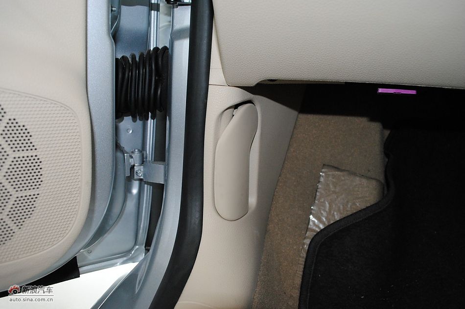 2011款新宝来内饰