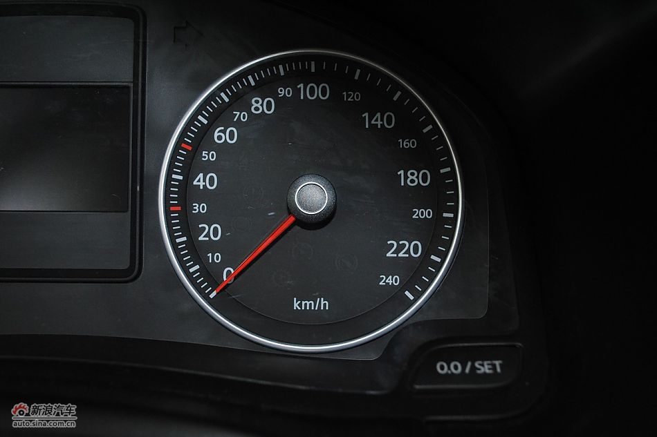 2011款新宝来内饰