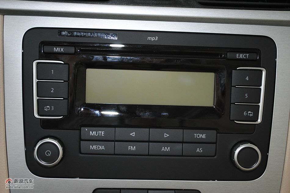 2011款新宝来内饰